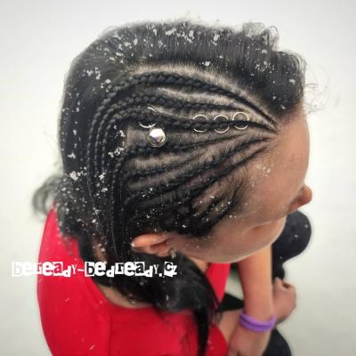 Side braids (boční výplet)